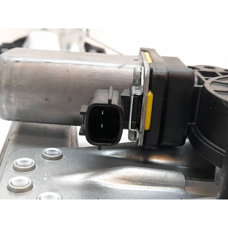 Recambio de elevalunas delantero izquierdo para dacia sandero stepway referencia OEM IAM 807213282R 4