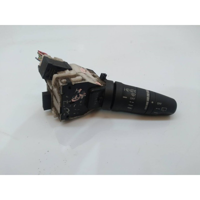 Recambio de mando limpia para nissan x-trail (t31) se referencia OEM IAM   