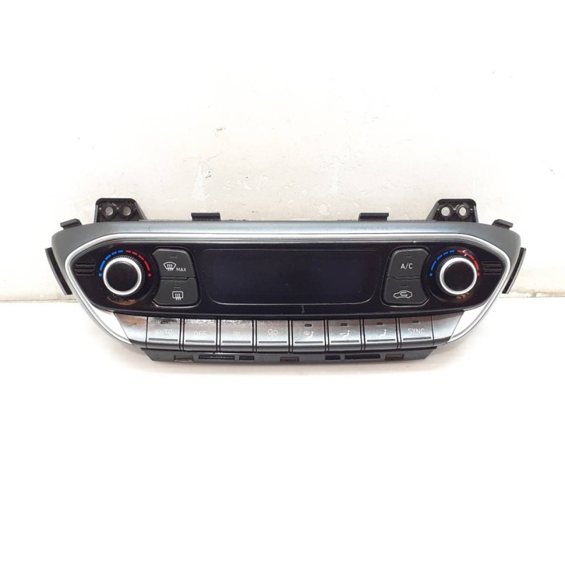 Recambio de mando climatizador para hyundai i30 (pd) n line 30 aniversario referencia OEM IAM 97250G4CA0MPP  