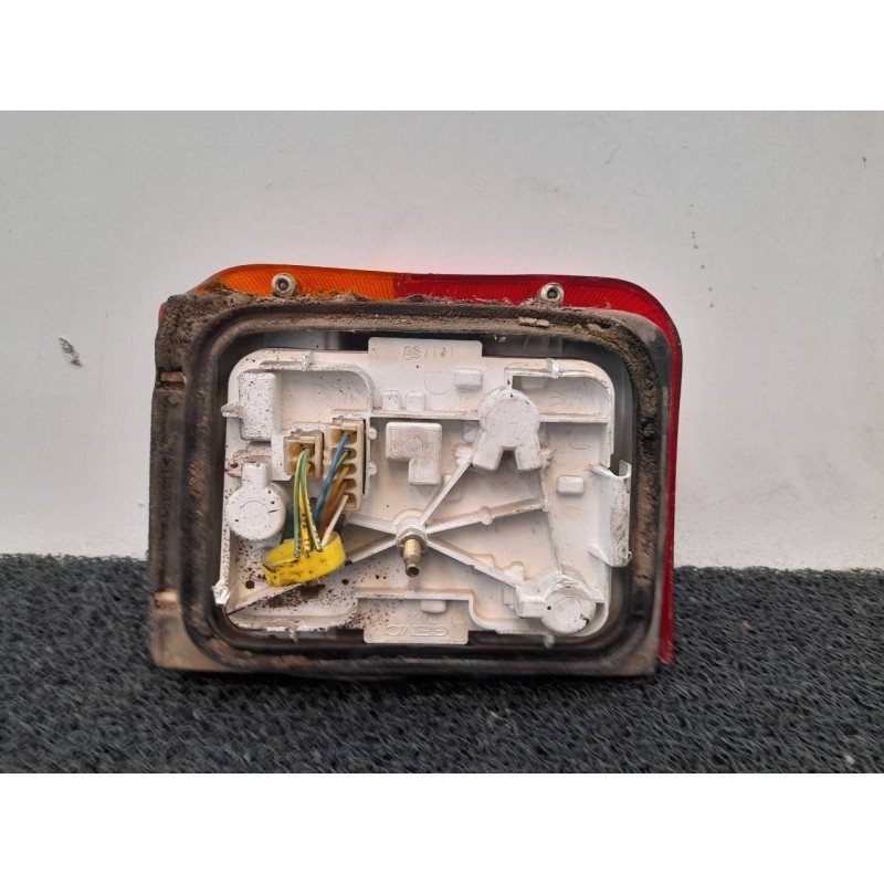 Recambio de piloto trasero derecho para peugeot 205 berlina 1.3 referencia OEM IAM - Gris 2