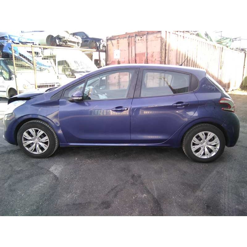 peugeot 208 del año 2012