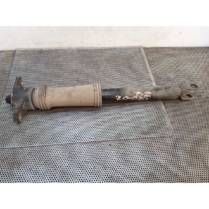 Recambio de amortiguador trasero izquierdo para kia cee´d drive referencia OEM IAM 553101H500 80140200307 