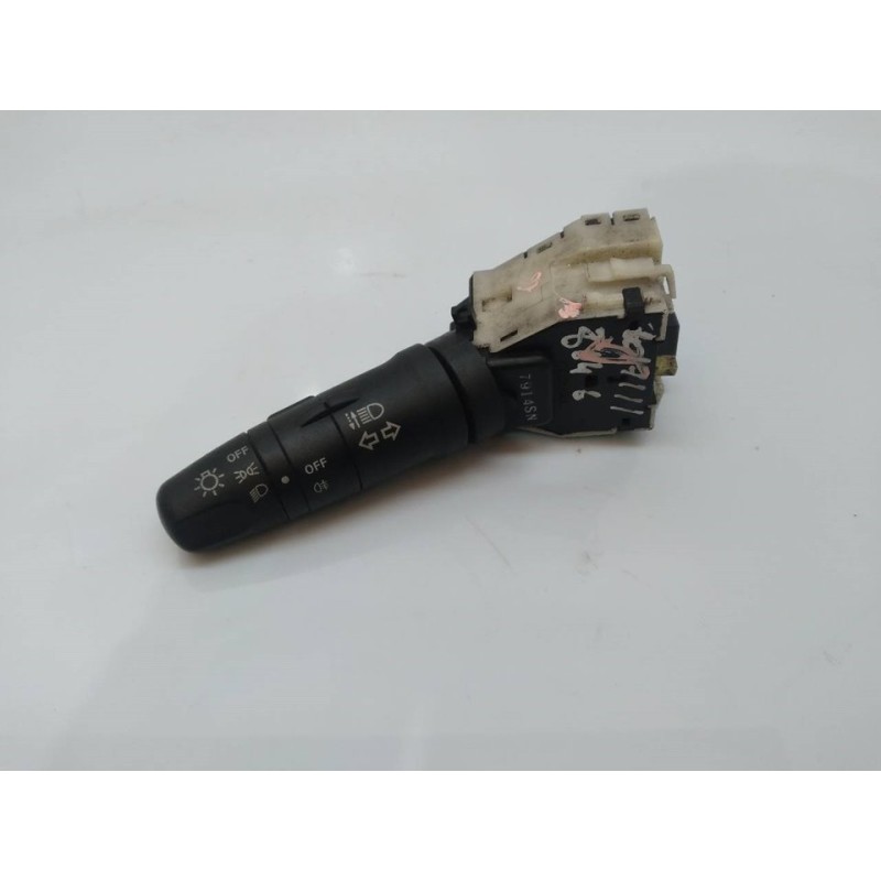 Recambio de mando luces para nissan x-trail (t31) se referencia OEM IAM 14425  