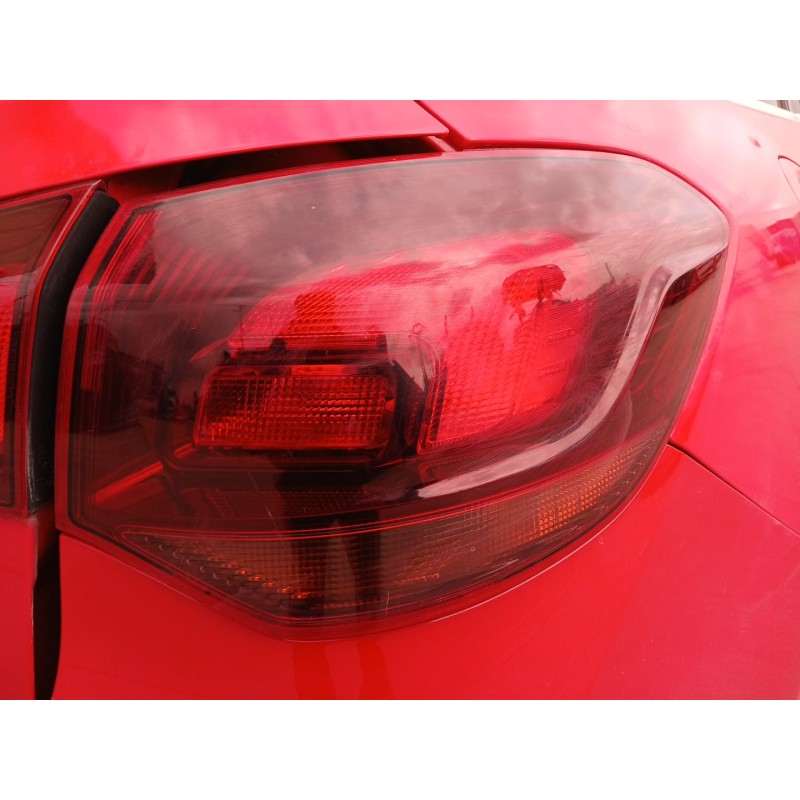 Recambio de piloto trasero derecho para opel astra j sports tourer (p10) 1.7 cdti (35) referencia OEM IAM   