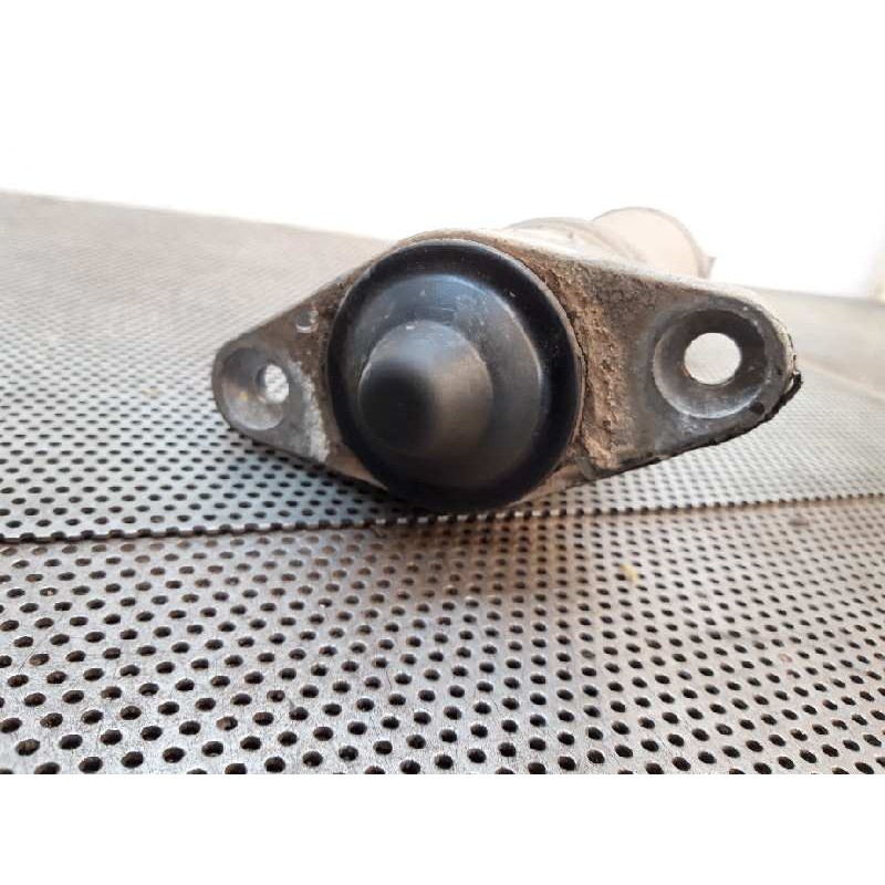 Recambio de amortiguador trasero izquierdo para kia cee'd drive referencia OEM IAM 553101H500 80140200307 3