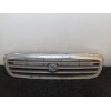 Recambio de rejilla delantera para mazda mpv (lw) 2.0 td comfort referencia OEM IAM LB8350711 LB8250711 