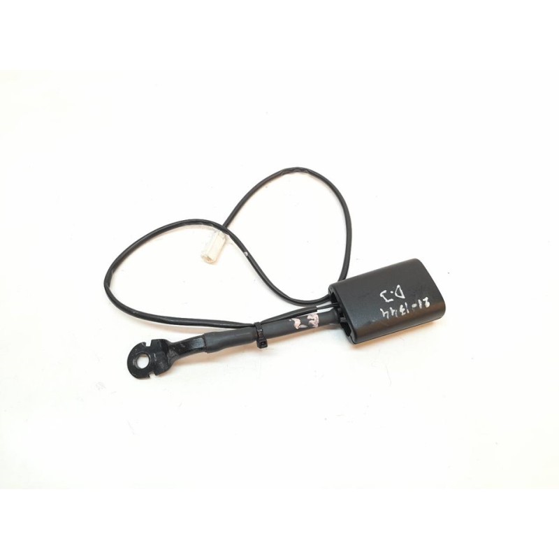 Recambio de enganche cinturon delantero izquierdo para alfa romeo gt (125) 1.8 ts impression referencia OEM IAM C481260705  