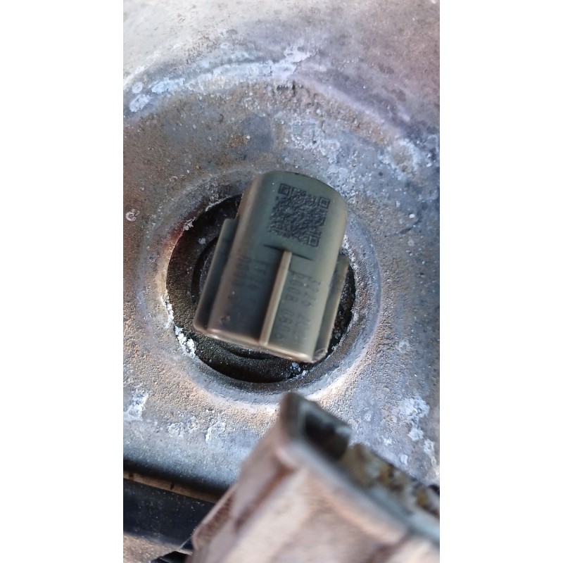 Recambio de inyector para toyota corolla verso (r1) 2.2 d-4d luna referencia OEM IAM 2