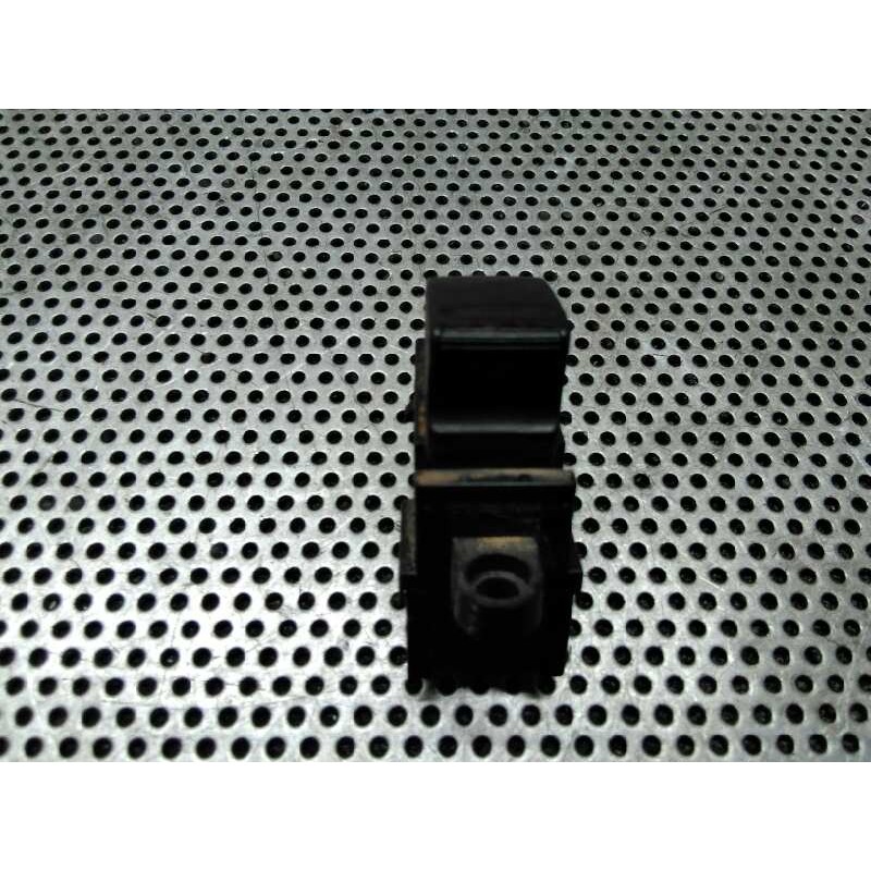 Recambio de mando elevalunas trasero derecho para nissan primera berlina (p12) 1.6 cat referencia OEM IAM - Gris 3