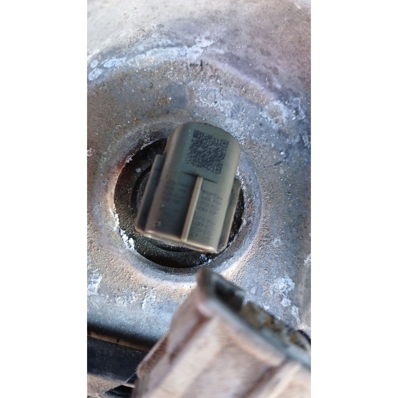Recambio de inyector para toyota corolla verso (r1) 2.2 d-4d luna referencia OEM IAM 3