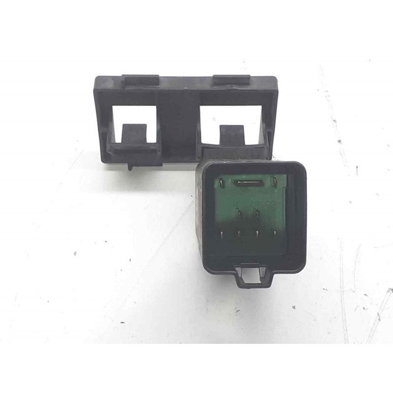 Recambio de caja precalentamiento para audi a3 (8p) 2.0 tdi attraction referencia OEM IAM 038907281D - Negro 3