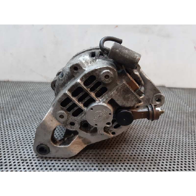 Recambio de alternador para nissan bluebird berlina (t12/72) 2.0 referencia OEM IAM VALEO2541226 37629 MITSUBISHI 5