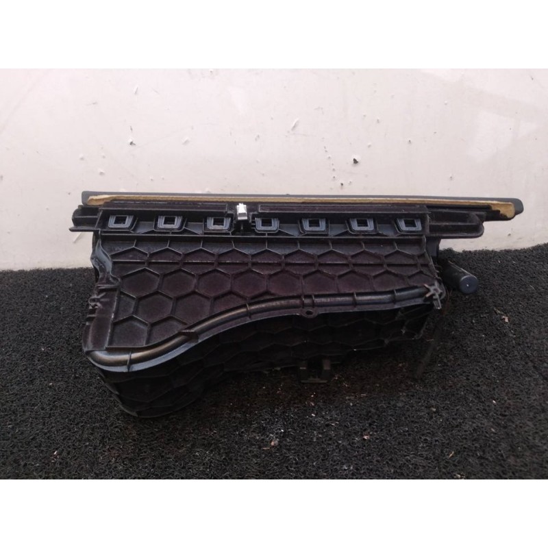 Recambio de guantera para bmw serie 3 lim. (f30) 316d referencia OEM IAM - Rojo 2