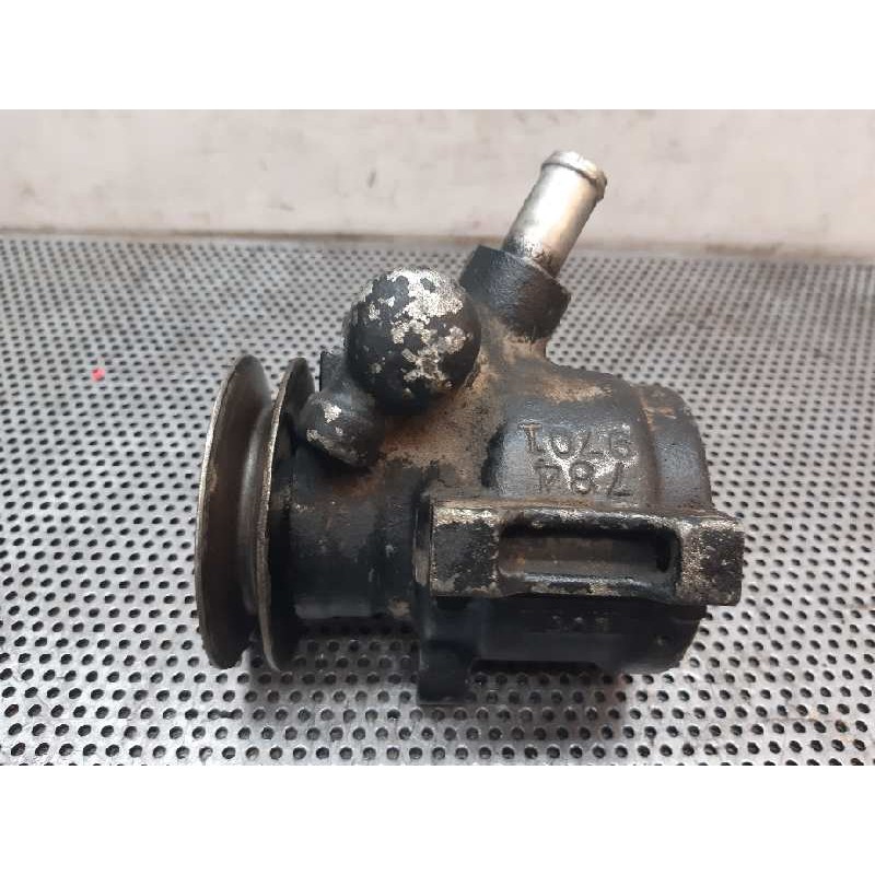 Recambio de bomba direccion para peugeot 405 berlina 1.9 diesel cat referencia OEM IAM 7849701 135223 