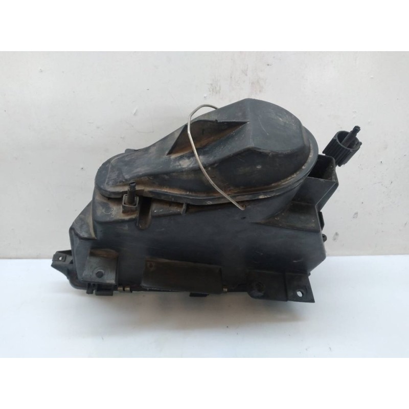 Recambio de faro derecho para peugeot 405 berlina referencia OEM IAM  90890 2