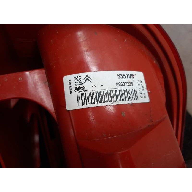 Recambio de piloto trasero derecho para peugeot 1007 sport referencia OEM IAM 89037229 - Azul 4