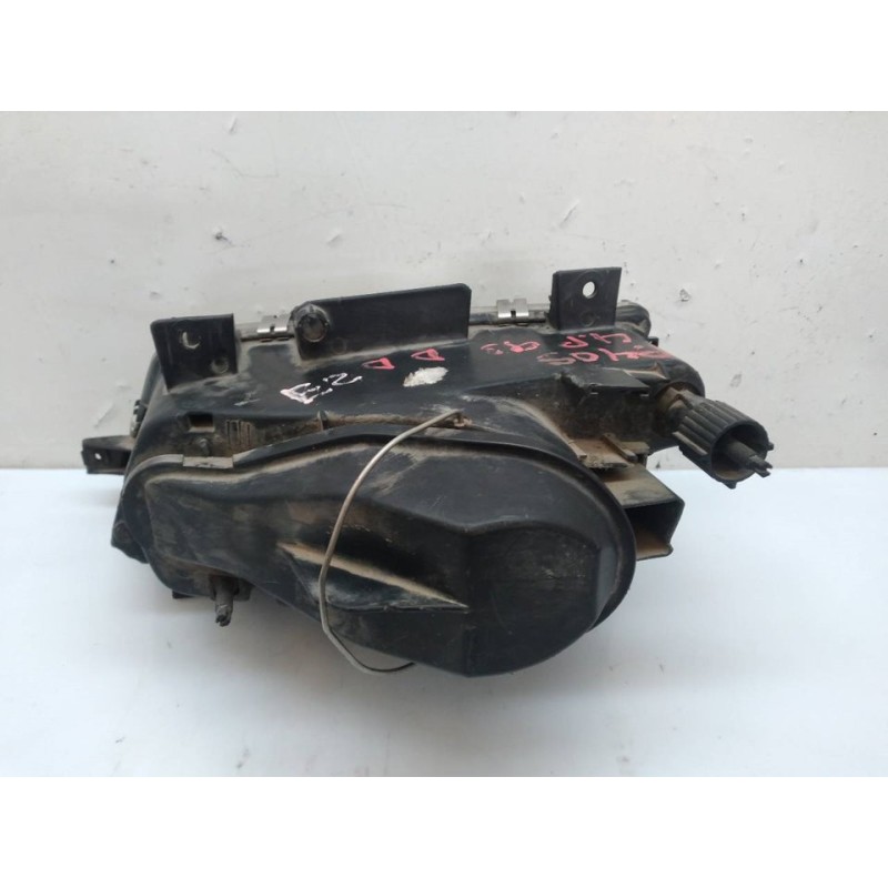 Recambio de faro derecho para peugeot 405 berlina referencia OEM IAM  90890 3