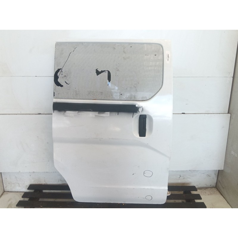 Recambio de puerta lateral corredera derecha para nissan nv 200 (m20) kombi comfort referencia OEM IAM   