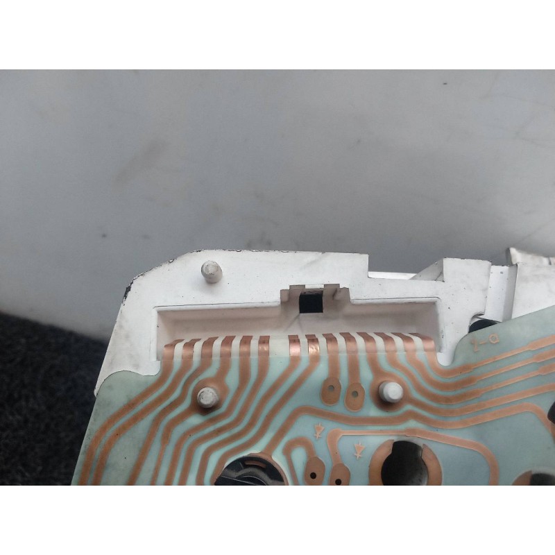 Recambio de cuadro instrumentos para mazda mpv (lw) 2.0 td comfort referencia OEM IAM LC15 PLL53 - Verde 3