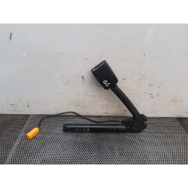 Recambio de pretensor airbag derecho para ford fiesta (cbk) ambiente referencia OEM IAM   