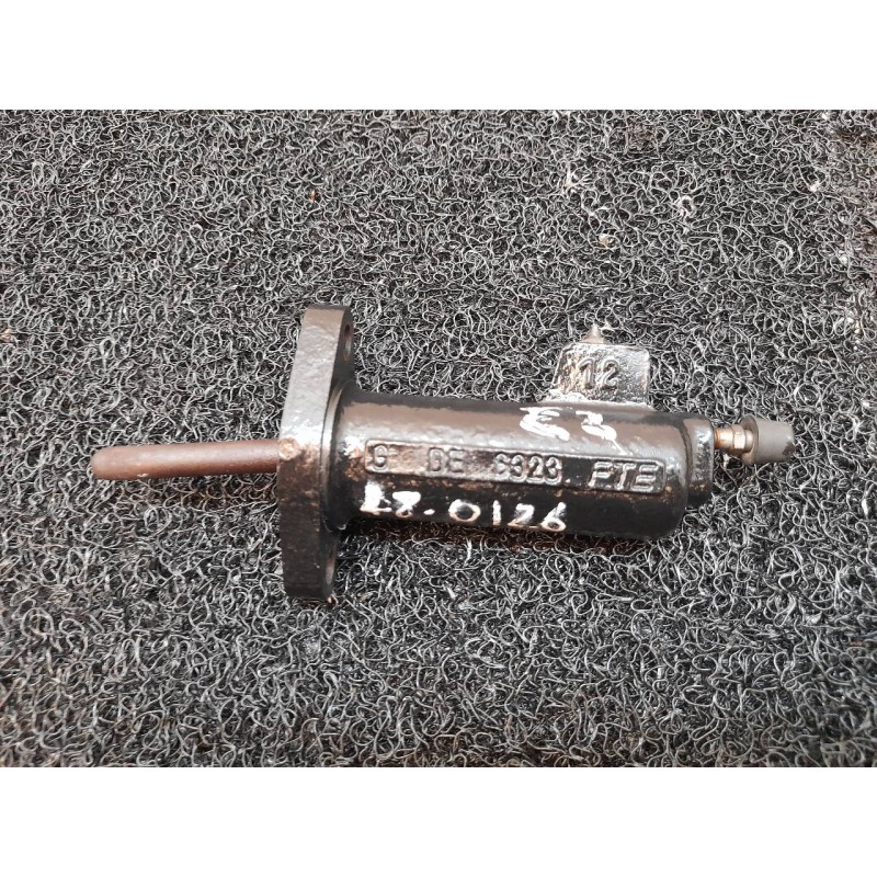 Recambio de bombin embrague para porsche 944 básico coupe referencia OEM IAM 6323  