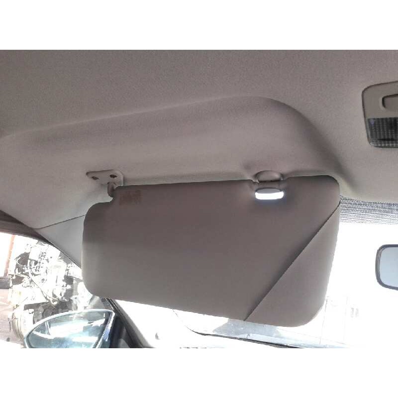 Recambio de parasol izquierdo para nissan primera berlina (p12) 1.6 cat referencia OEM IAM   