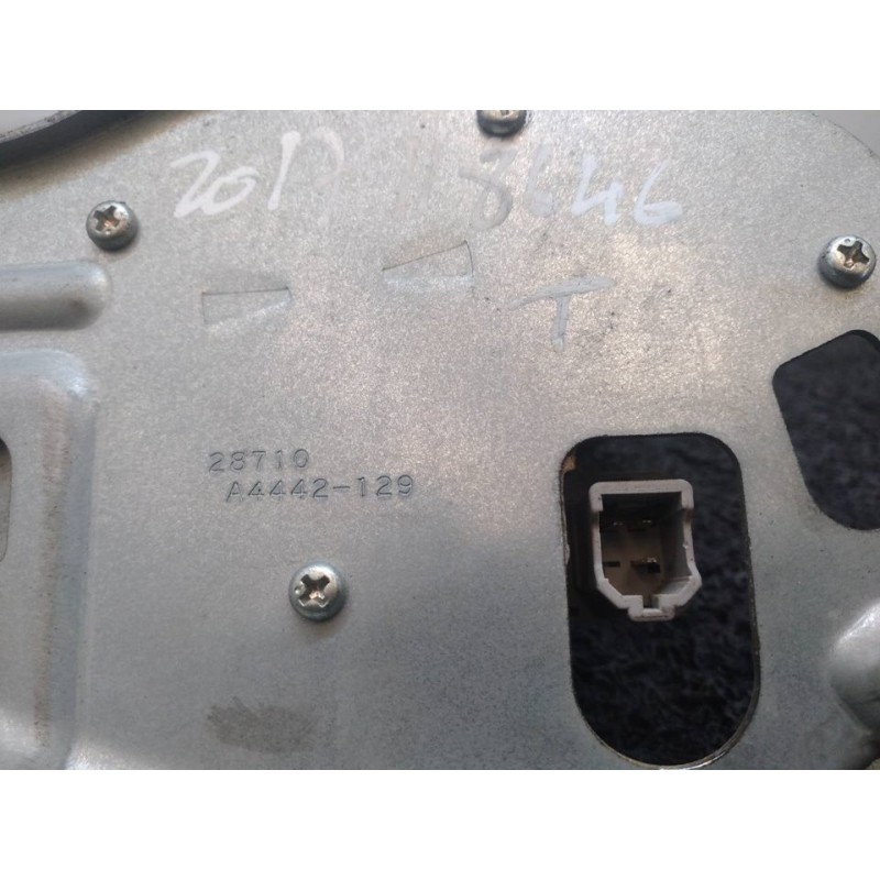 Recambio de motor limpia trasero para nissan x-trail (t31) se referencia OEM IAM A4442129 - Blanco 3