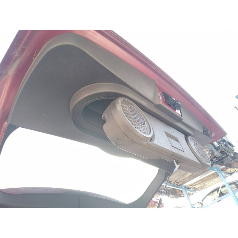 Recambio de guarnecido porton trasero para chrysler jeep compass limited plus 4x2 referencia OEM IAM - Rojo 3