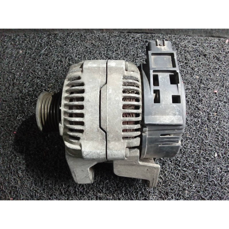 Recambio de alternador para nissan micra (k11) 1.3 16v cat referencia OEM IAM 2310054B61 0120335008 NISSAN