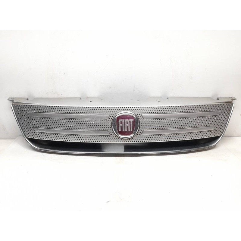 Recambio de rejilla delantera para fiat multipla nuevo (186) 1.9 mjt dynamic (04.2006) referencia OEM IAM 51722599  