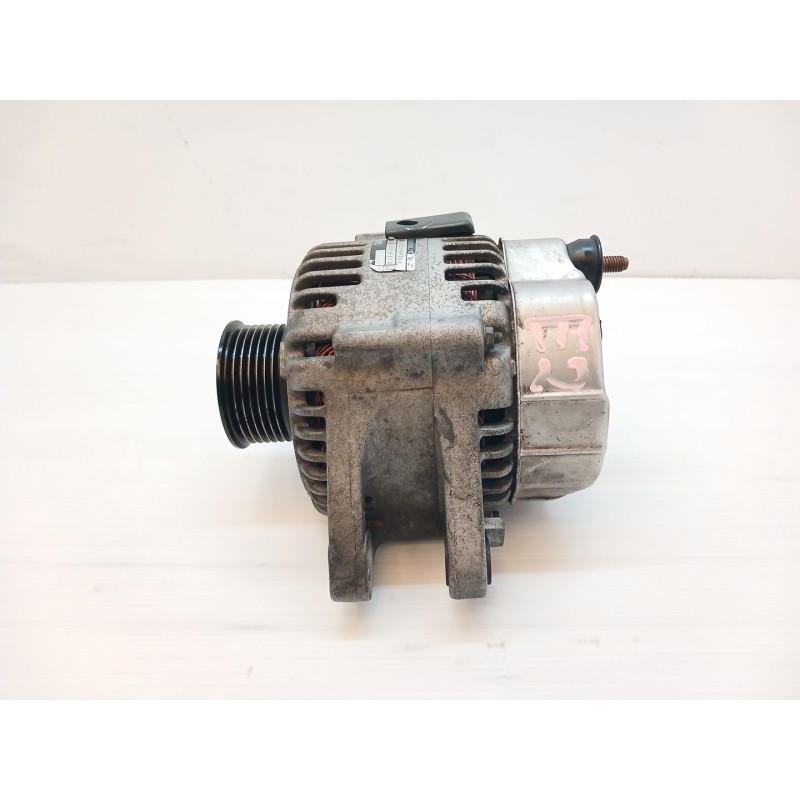 Recambio de alternador para kia sorento 2.5 crdi emotion referencia OEM IAM 373004A00  