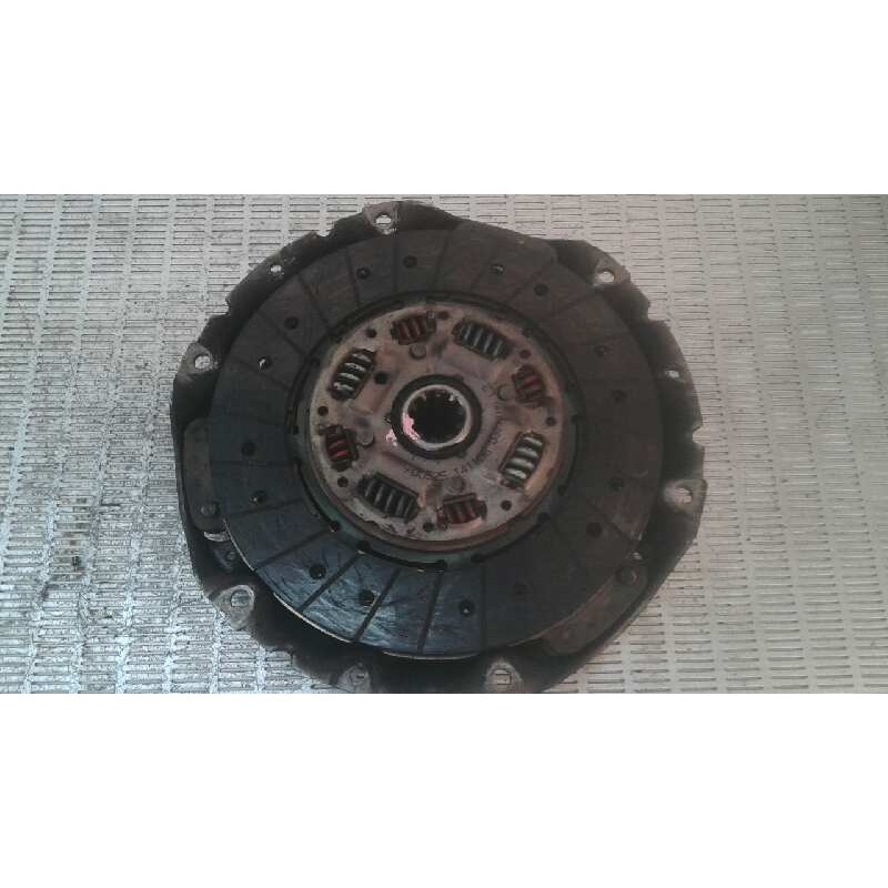 Recambio de kit embrague para nissan patrol (k/w260) referencia OEM IAM 70052514110603  
