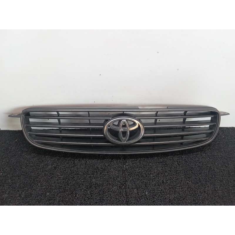 Recambio de rejilla delantera para toyota corolla (e11) 1.4 linea terra (3-ptas.) referencia OEM IAM   