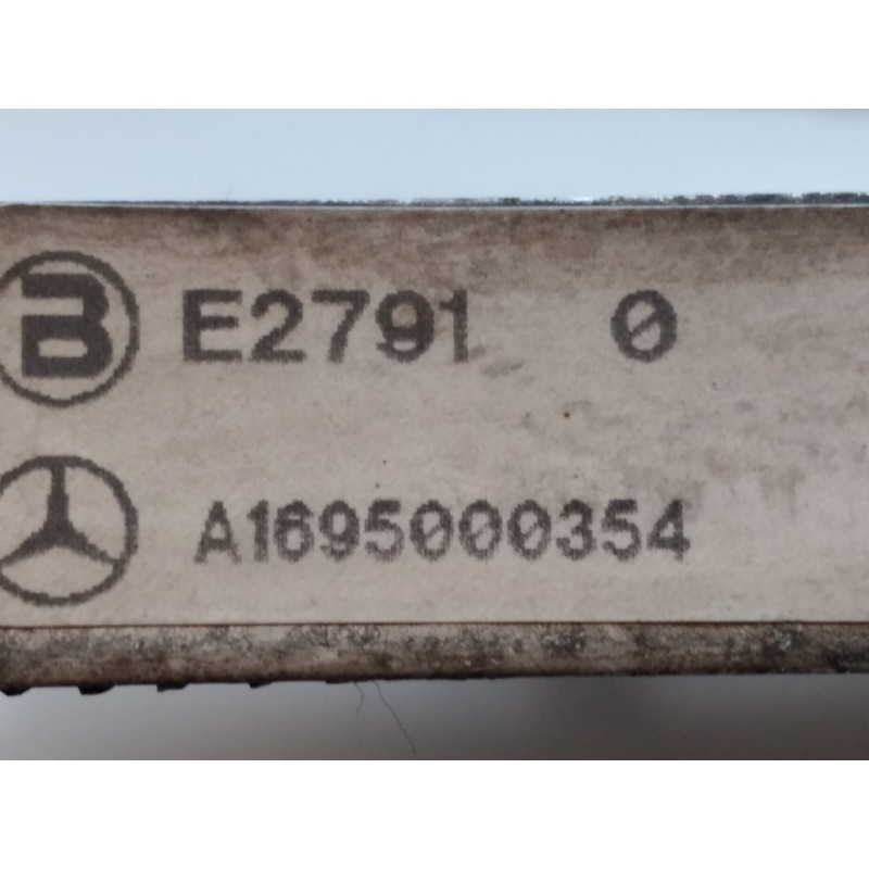 Recambio de condensador / radiador aire acondicionado para mercedes-benz clase a (w169) a 180 cdi (169.007) referencia OEM IAM A 2