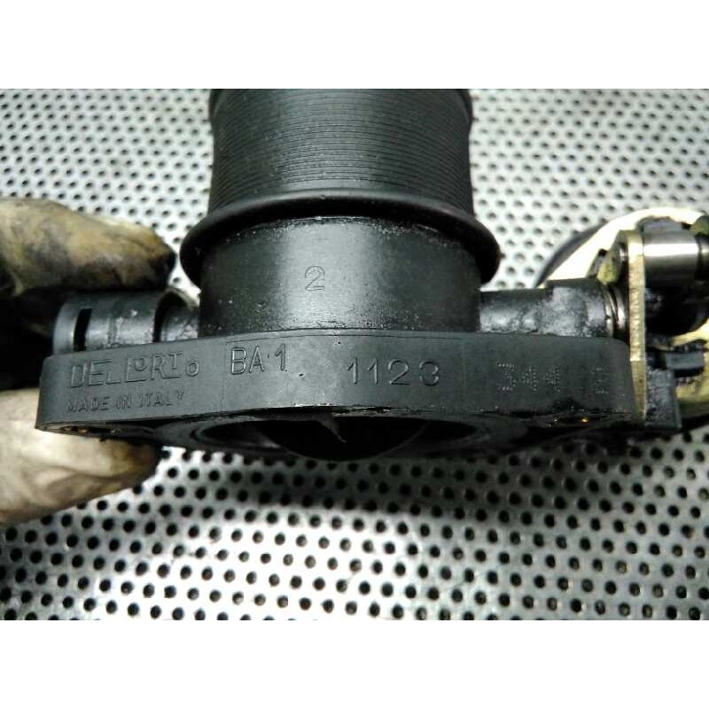 Recambio de caja mariposa para renault megane ii berlina 3p confort dynamique referencia OEM IAM 11233442 - Negro 4