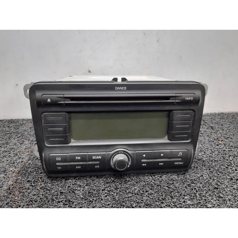 Recambio de sistema audio / radio cd para skoda roomster (5j7) family referencia OEM IAM 5J0035161  