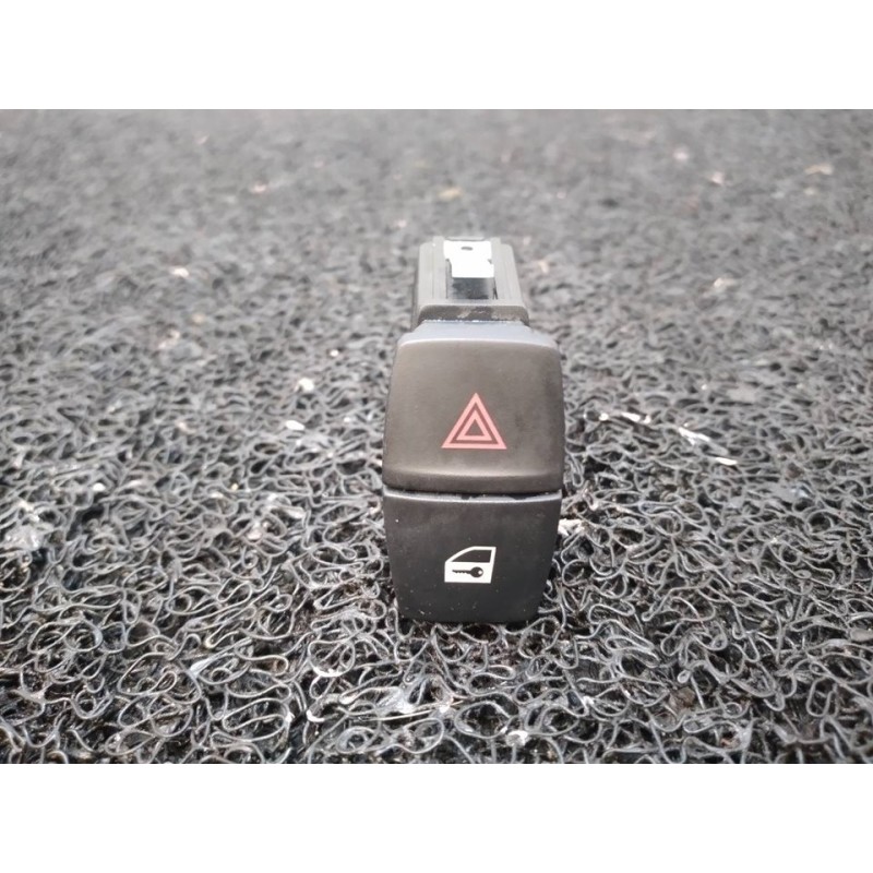 Recambio de warning para bmw serie 3 lim. (f30) 316d referencia OEM IAM 923178603  