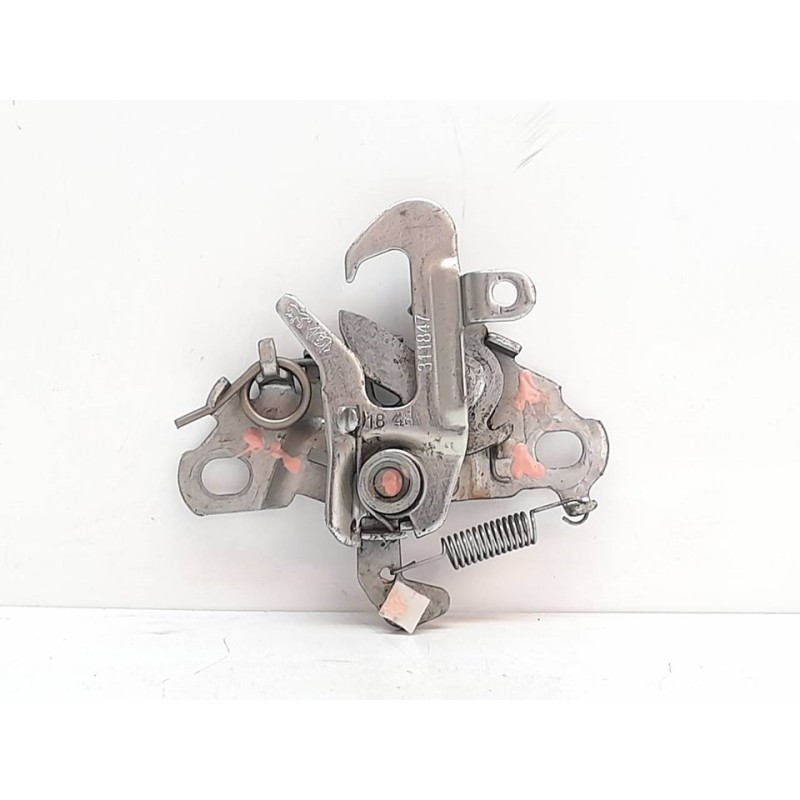 Recambio de cerradura capo para opel crossland x design line referencia OEM IAM 311847  