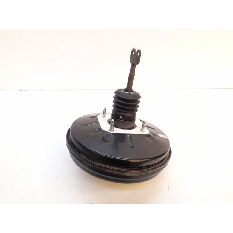 Recambio de servofreno para dacia sandero stepway referencia OEM IAM 472103298R  TRW 3