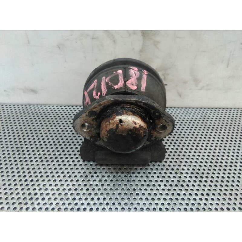 Recambio de soporte motor izquierdo para porsche 944 básico coupe referencia OEM IAM   