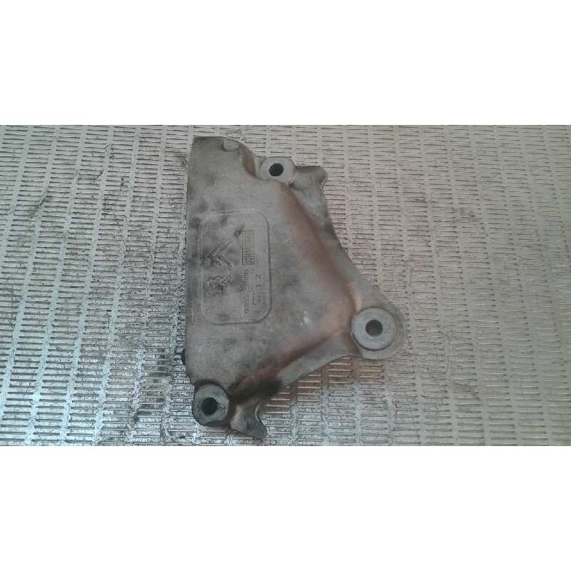 Recambio de soporte motor derecho para citroën c4 berlina 1.4 16v referencia OEM IAM 9680222980  