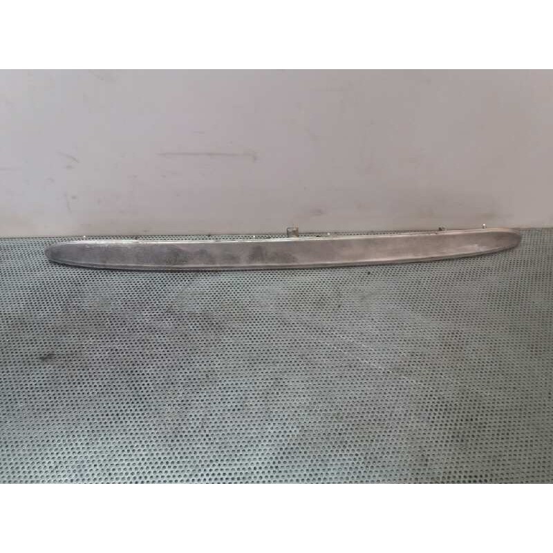 Recambio de molduras traseras para peugeot 307 break/sw (s2) sw referencia OEM IAM - Verde 2