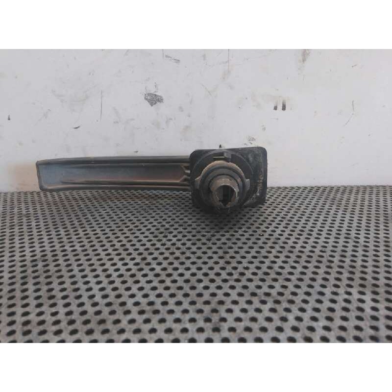 Recambio de maneta exterior porton para renault express 1.6 d referencia OEM IAM - Blanco 2