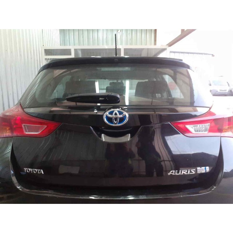 Recambio de porton trasero para toyota auris hybrid active referencia OEM IAM - Negro 2