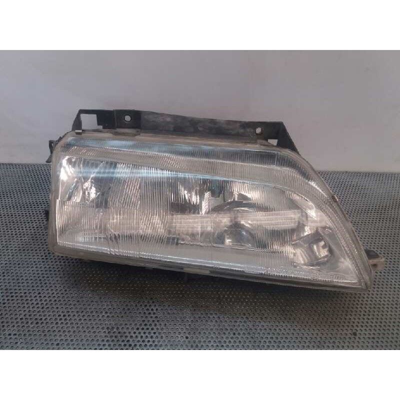 Recambio de faro derecho para citroën xantia berlina 2.0 hdi exclusive referencia OEM IAM   VALEO