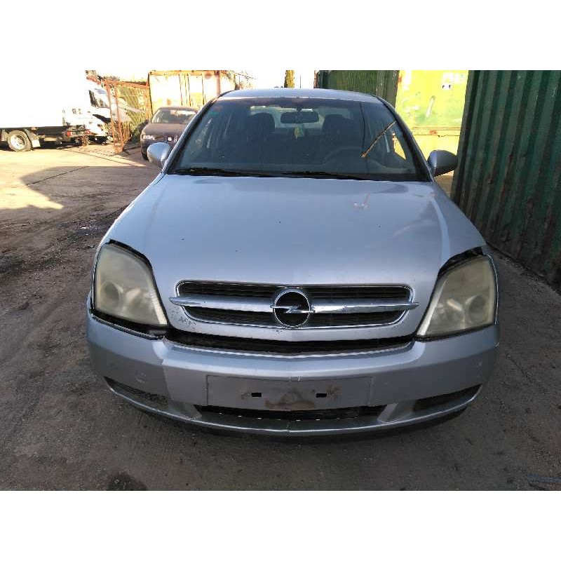 opel vectra c berlina del año 2003