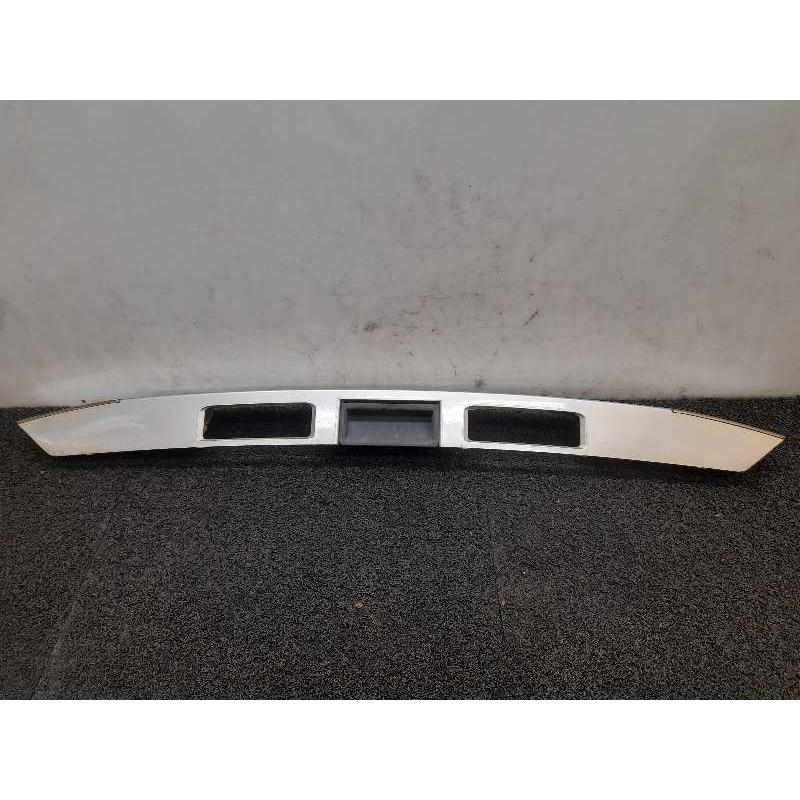 Recambio de molduras traseras para citroën c3 picasso sx referencia OEM IAM - Gris 3