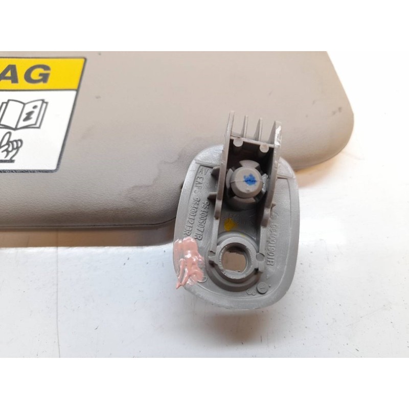 Recambio de parasol derecho para dacia sandero stepway referencia OEM IAM 3