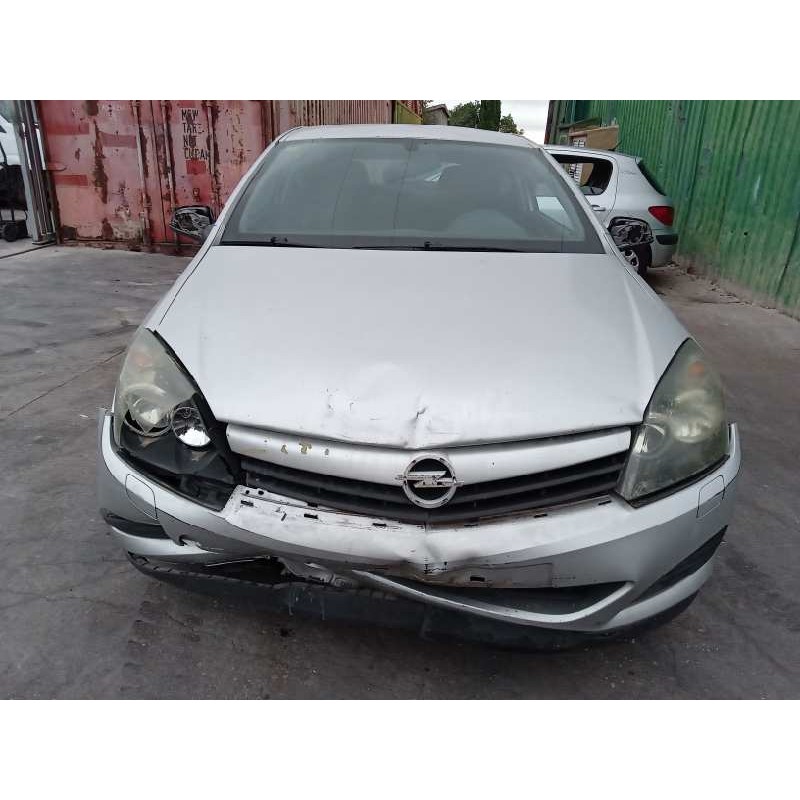 opel astra gtc del año 2006