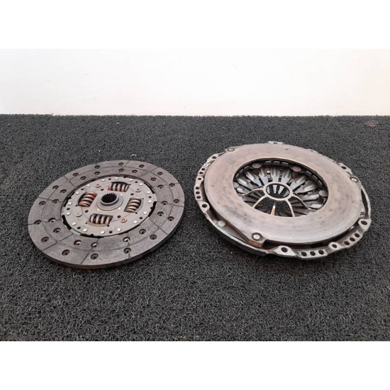 Recambio de kit embrague para ford transit caja cerrada ´06 ft 350 el (gka) trend lkw referencia OEM IAM 326004810 126004110 